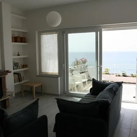 Laura Am - P1 By Interhome Apartman Pizzo