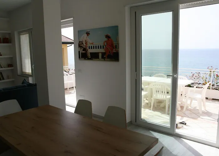 Laura Am - P1 By Interhome Pizzo (Calabria)