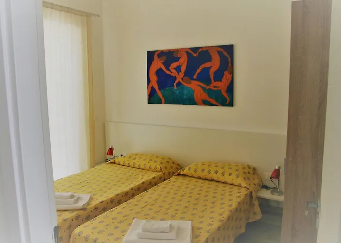 Laura Am - P1 By Interhome